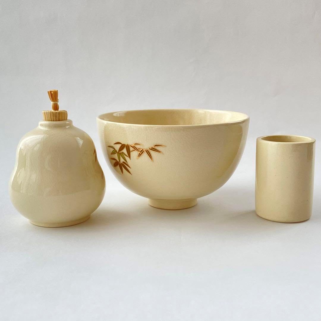 J07 送料無料　織部焼　蓋茶碗5客セット　懐石　茶道具　工芸品　木箱　在銘 J07 送料無料 織部焼 蓋茶碗5客セット 懐石 茶道具 工芸品 木箱 在銘